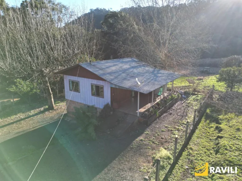 Sítio à Venda na Linha Boa Esperança! 
