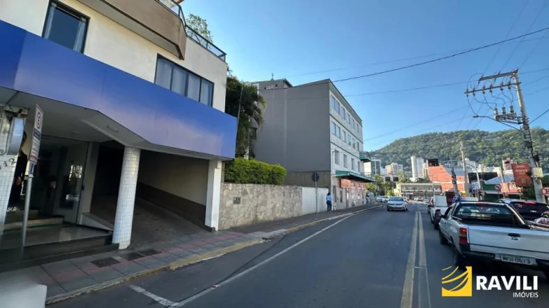 Sala Comercial no Centro de Joaçaba para Locação.