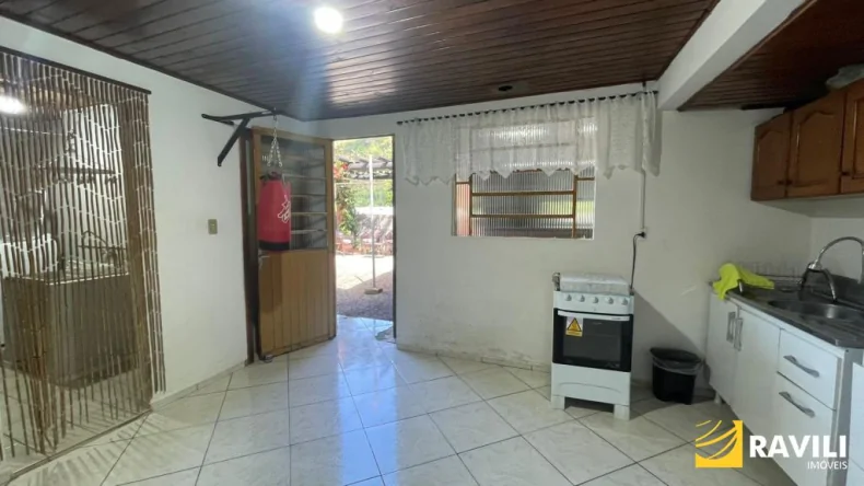 Casa para Venda no bairro Estação Luzerna com Terreno Amplo! 