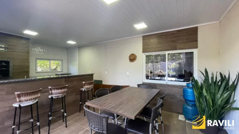 Casa para Venda no bairro Estação Luzerna com Terreno Amplo! 