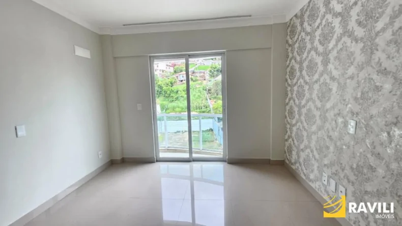 Amplo Apartamento para Locação