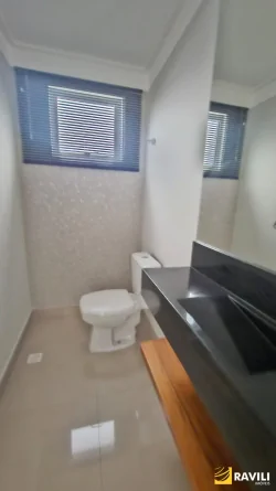 Amplo Apartamento para Locação