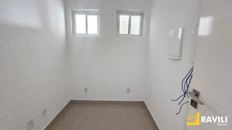 Amplo Apartamento para Locação