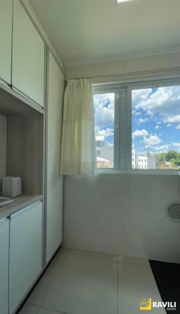 Apartamento Semi-mobiliado para Locação  no Ed. Aurora!