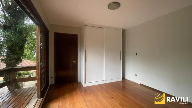 Casa com Piscina para Locação próximo ao Centro!