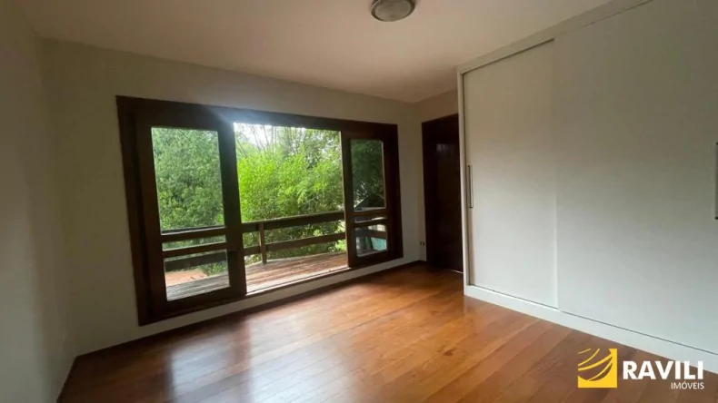 Casa com Piscina para Locação próximo ao Centro!