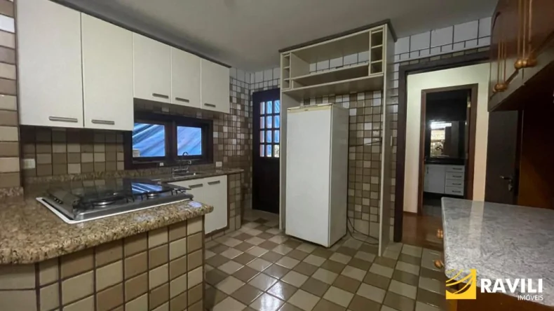 Casa com Piscina para Locação próximo ao Centro!