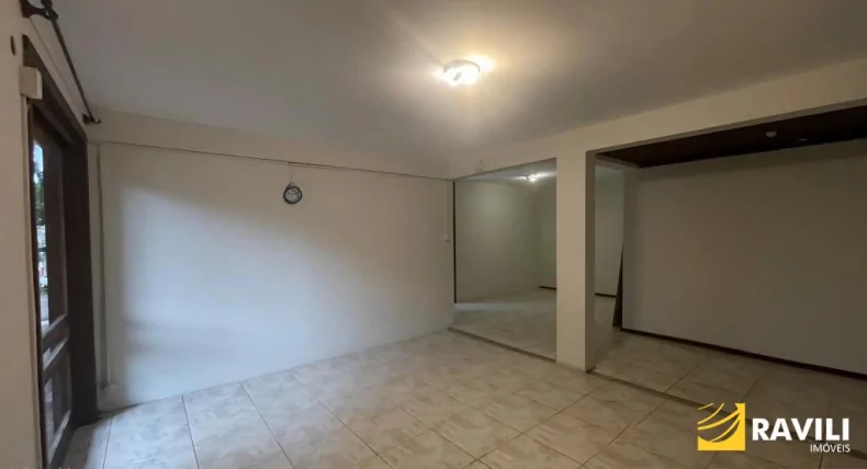 Casa com Piscina para Locação próximo ao Centro!