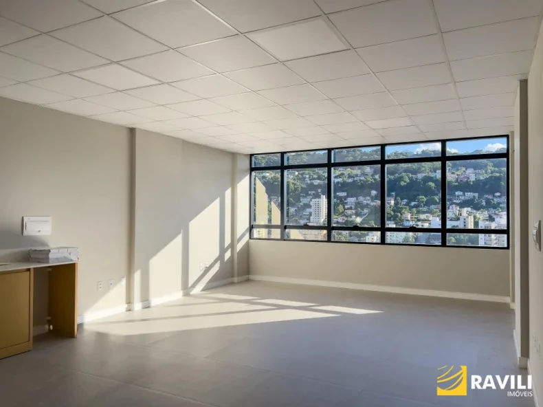 Sala Comercial para Venda com 45,40m² no D’Agostini Empresarial!