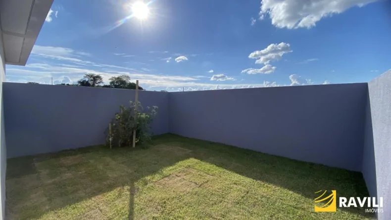 Duas Casas Geminadas para Venda no Loteamento Vila Germânica!