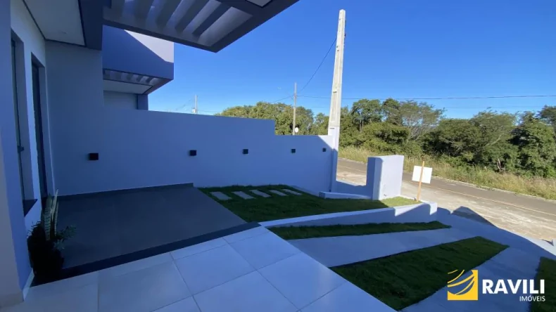 Duas Casas Geminadas para Venda no Loteamento Vila Germânica!