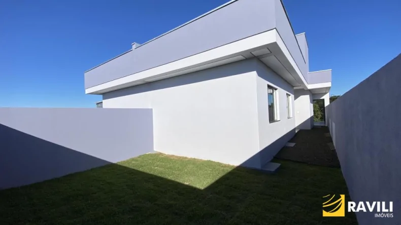 Duas Casas Geminadas para Venda no Loteamento Vila Germânica!