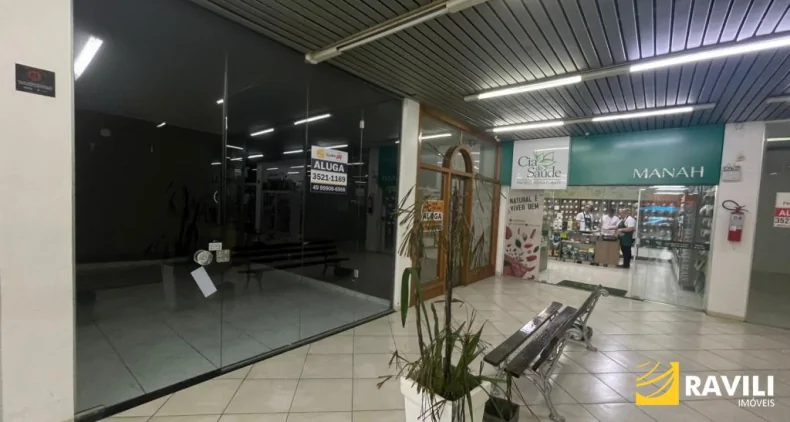 Sala Comercial Térrea para Locação no Shopping XV!
