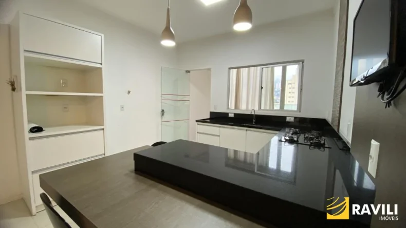 Apartamento Semimobiliado para Locação no Centro de Joaçaba!