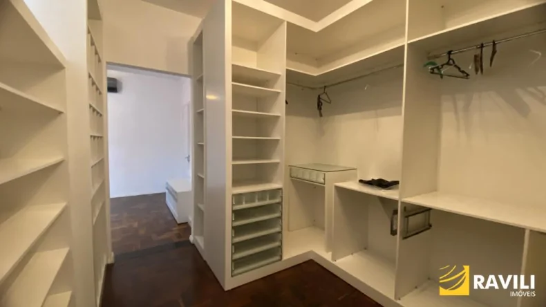 Apartamento Semimobiliado para Locação no Centro de Joaçaba!