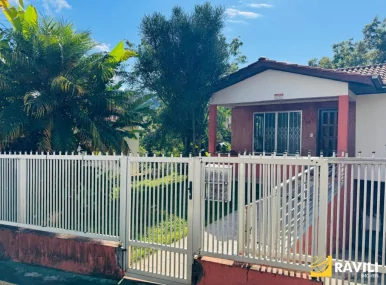 Casa para Locação em Herval d Oeste.