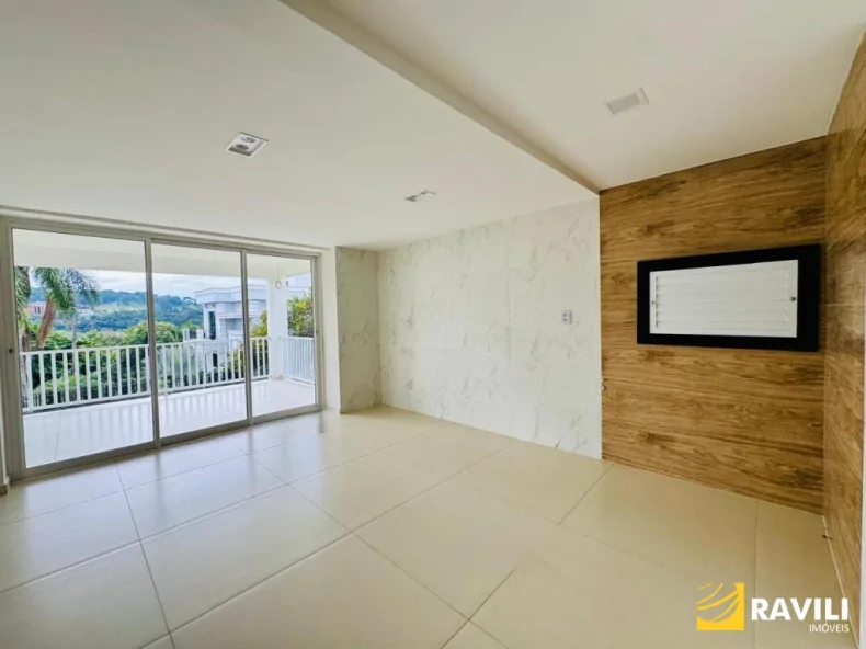 Casa Alto Padrão para Locação.