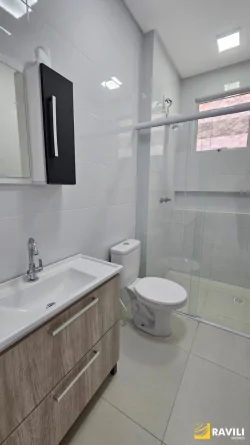 Amplo Apartamento para Locação