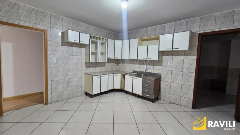 Amplo Apartamento para Locação 