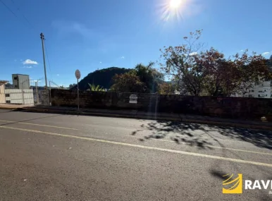 Terreno à Venda na Rua José Bonifácio, Centro/Herval D'Oeste!