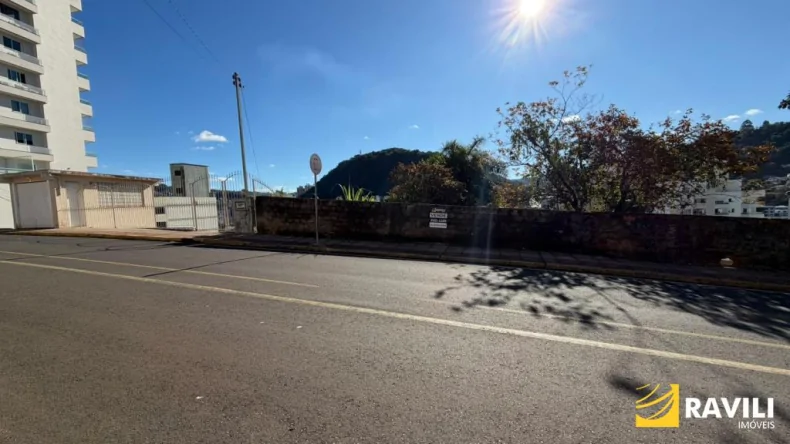 Terreno à Venda na Rua José Bonifácio, Centro/Herval D'Oeste!