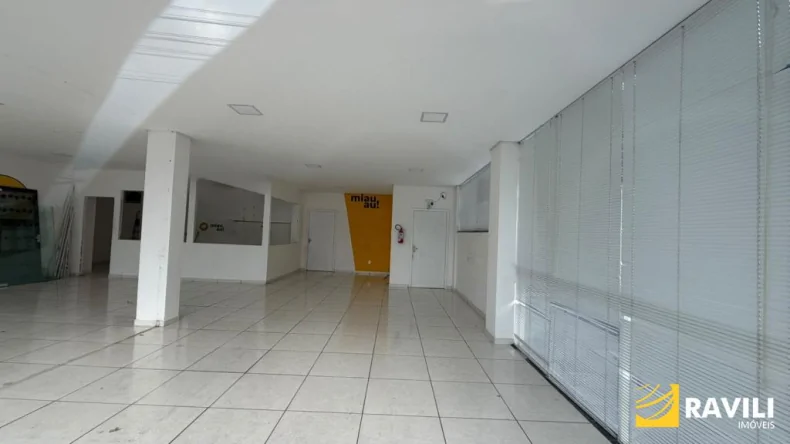 Sala Comercial Térrea para Locação no Bairro Tobias, Joaçaba/SC!