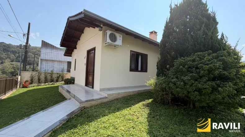 Casa À Venda no Bairro Vila Nova em Luzerna/SC!