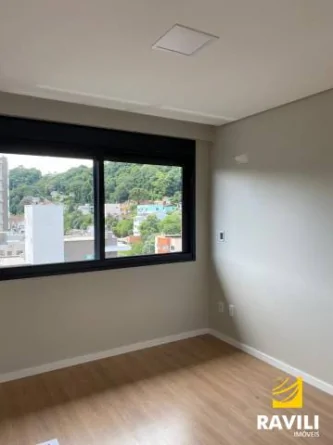 Apartamento Alto Padrão com 3 Suítes no Ed. Fenix para Locação!