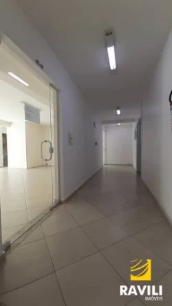 Ampla Sala Comercial para Venda 