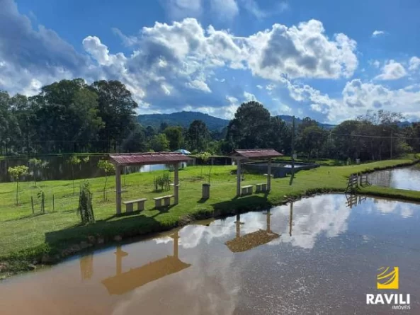 Vende-se Pesque e Pague 