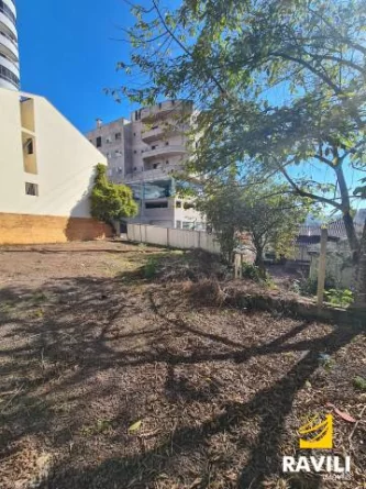 Amplo Terreno Centro de H. Oeste para Venda 